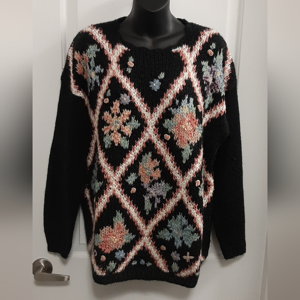 Vintage Huntington Ridge Open Hand Knit Sweater Size Large Black Floral Korea